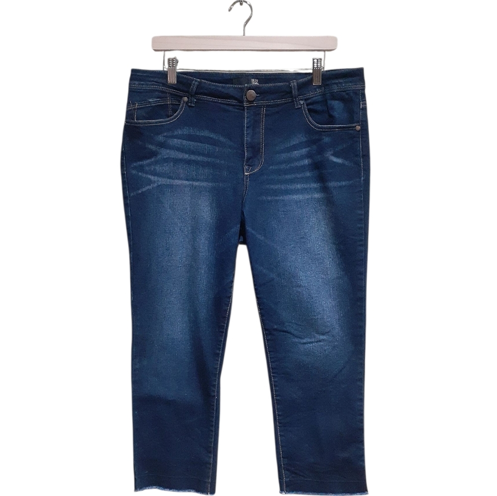 1822 Denim Women's Cropped Mid Rise Jeans Dark Blue Wash Size 34